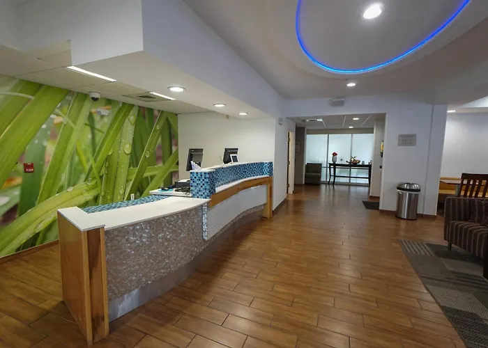 Springhill Suites By Marriott Savannah Midtown